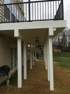 Deck & Screened Porch 2