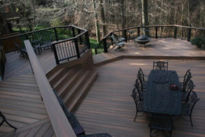 Deck & Screened Porch 23