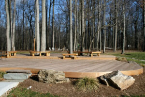 Deck & Screened Porch 28