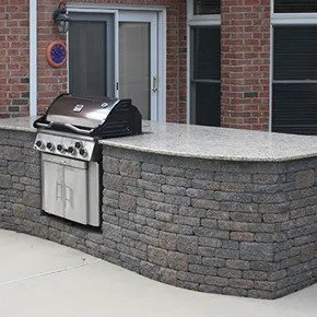 Outdoor Kitchen & Grill Island